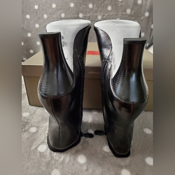 Cole Hann high heeled boots - Picture 9 of 14